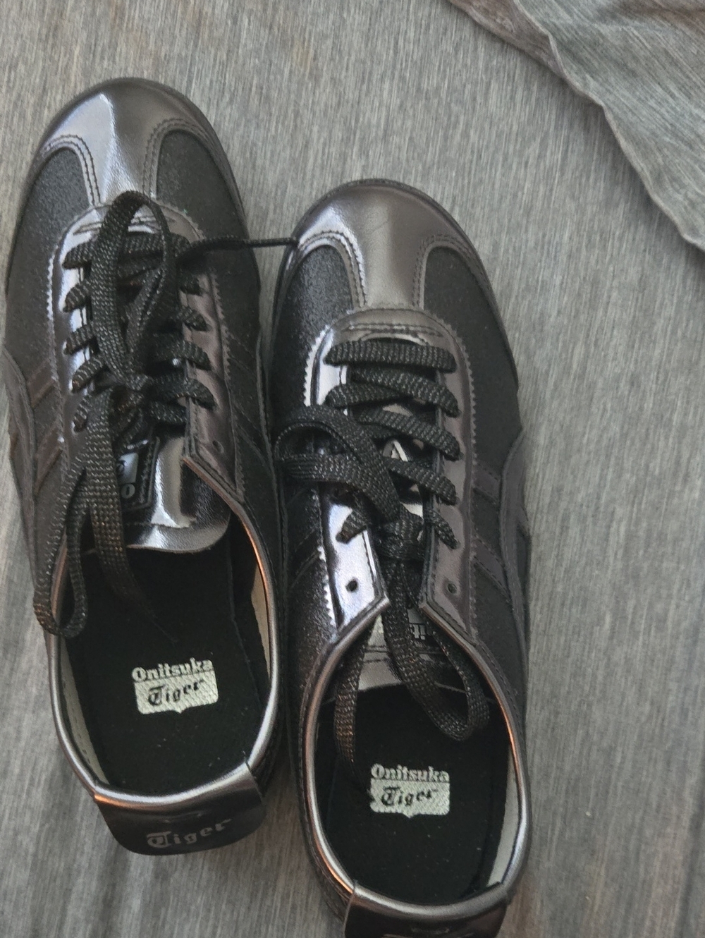 Onitsuka Tiger by Asics Women's Black Metallic Low-Top Sneakers